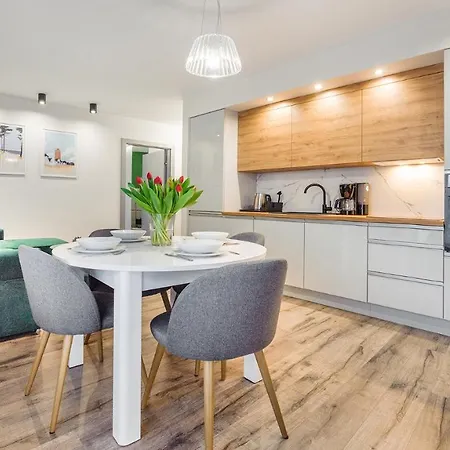 Apartament Z 2 Sypialniami Glamour 35 C -perlowa Przystan - Holiday City Apartment Kolobrzeg